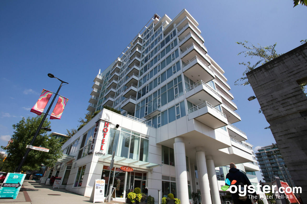 Pinnacle Hotel At The Pier North Vancouver Exterior foto